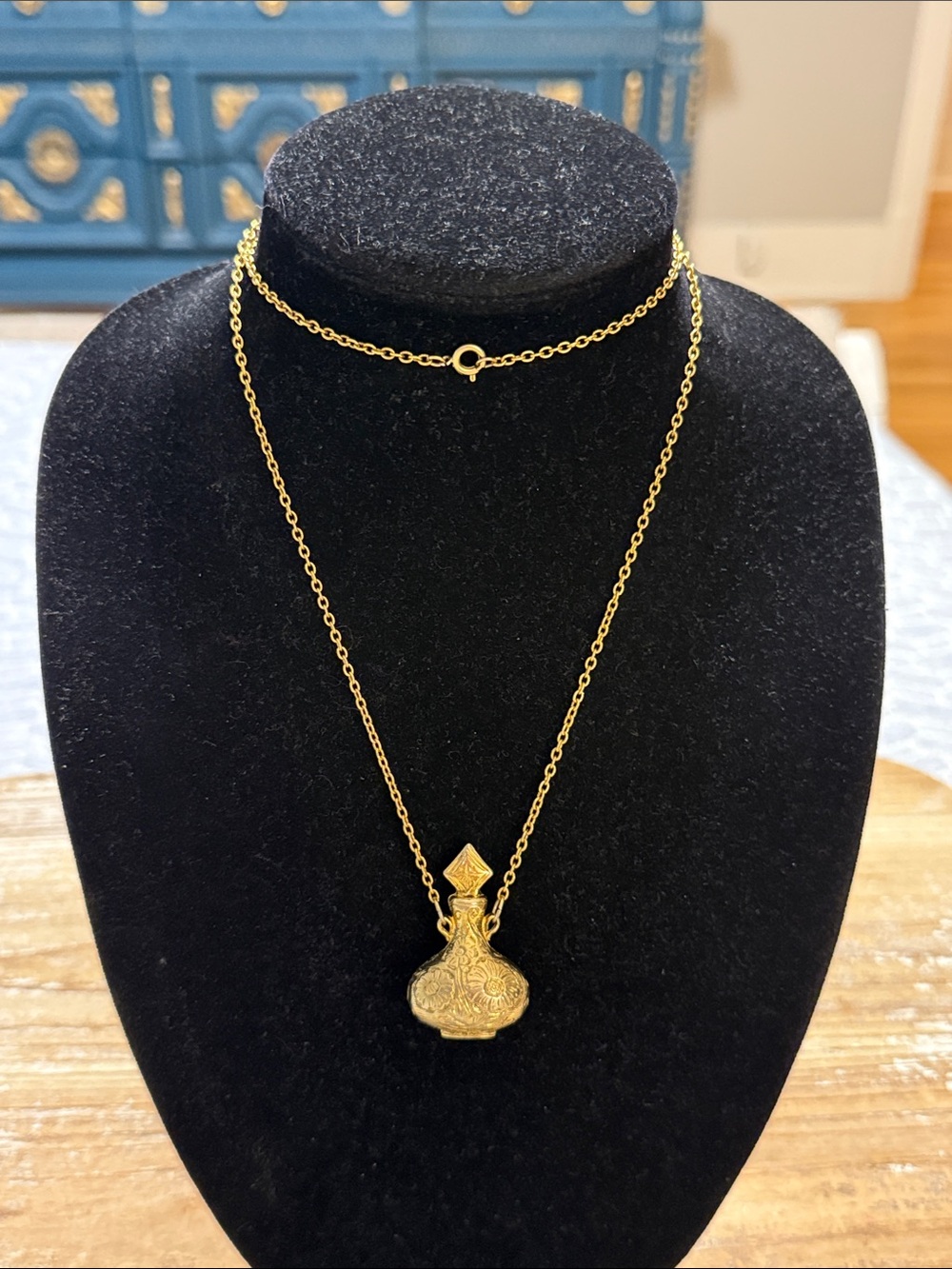 Vintage Gold Tone Perfume Bottle Long Pendant Statement Necklace